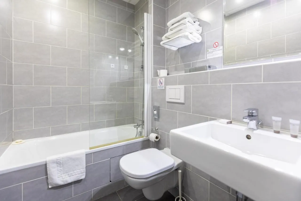 Hotel Edmond Rostand Marseille 3*,