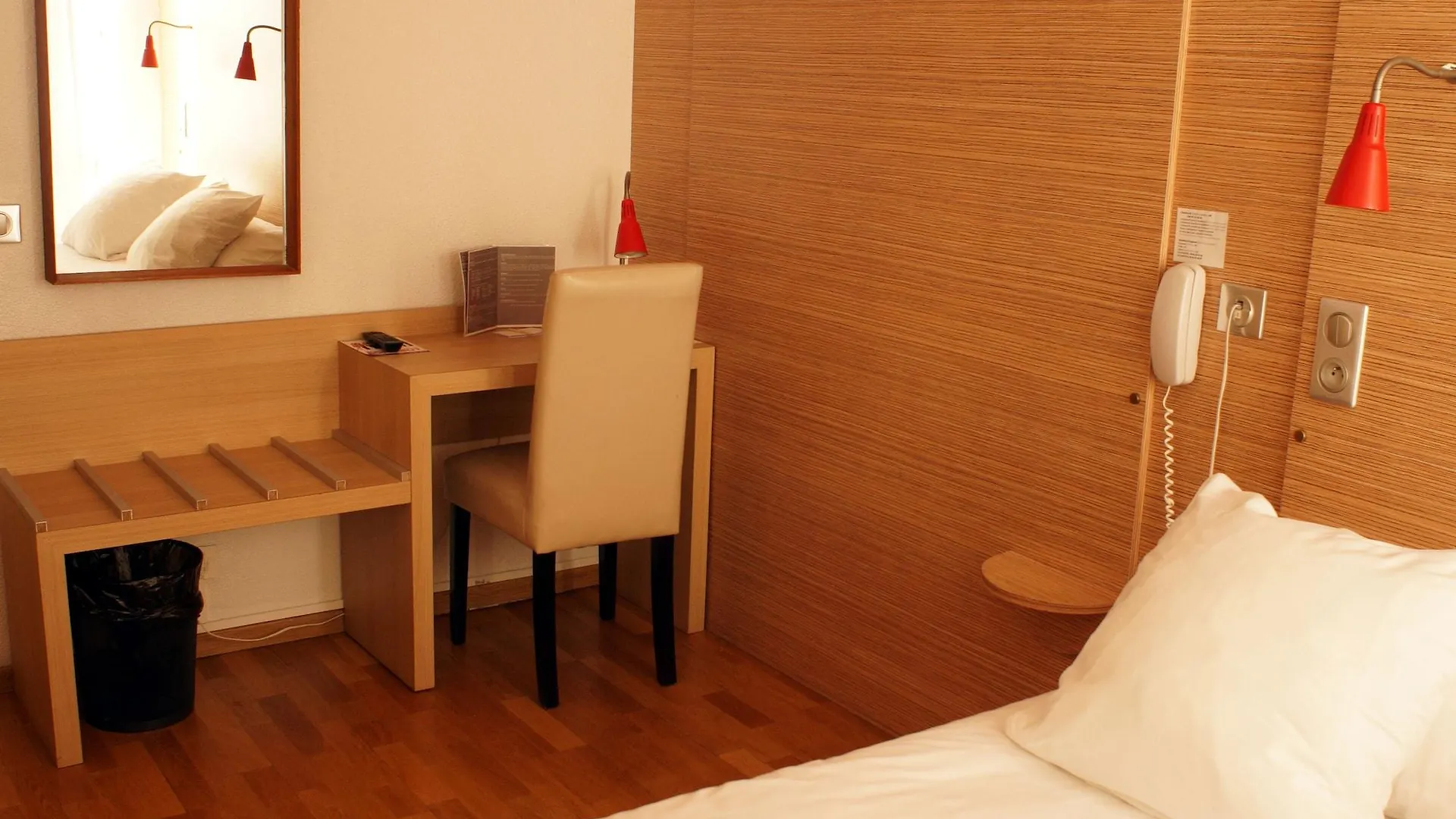 ***  Hotel Edmond Rostand Marseille Franciaország